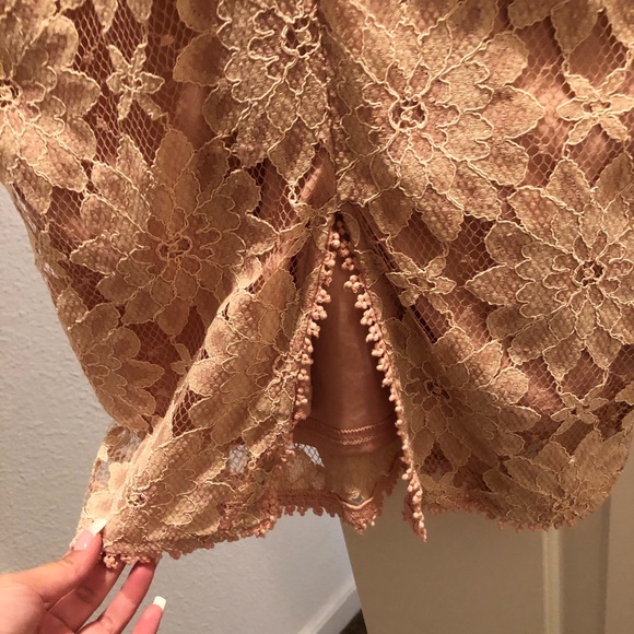 Pretty little thing nude/pastel pink dress - Picture 4 of 9